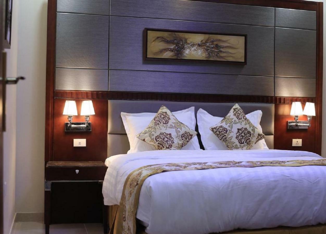 The 40Th Pearl Hotel Suites Jidda Exteriör bild